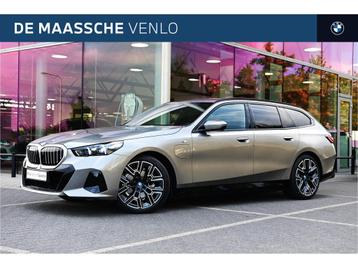 BMW 5 Serie Touring 530e M Sport Automaat / Trekhaak / Activ beschikbaar voor biedingen