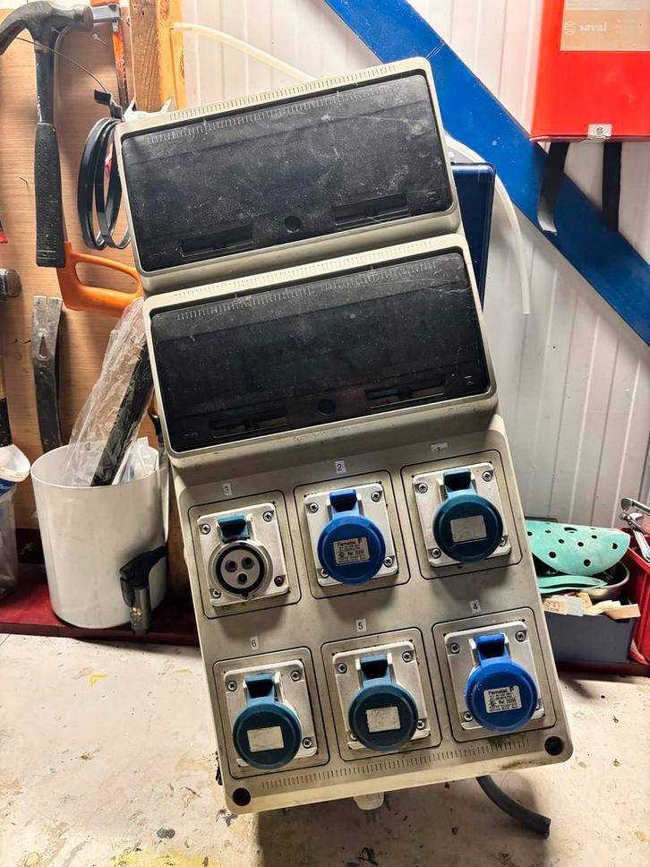 6x Buitenkast met CEE Contactdozen, Doe-het-zelf en Verbouw, Elektra en Kabels, Overige typen, Ophalen