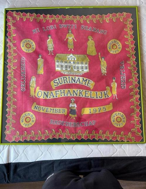Historisch antiek Surinaamse hoofddoek (uit 1975), Antiek en Kunst, Antiek | Overige Antiek, Ophalen of Verzenden