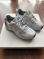 New Balance MR530EMA, Ophalen, Wit, New Balance, Sneakers of Gympen