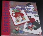 Super hobby boekje kaarten met stansjes  stofjes Mieke Akker, Ophalen of Verzenden, Nieuw, Knutselwerk