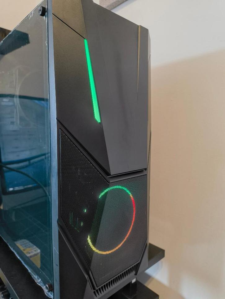Game PC met RGB (Core i5, Geforce 1070, 2TB SSD), Computers en Software, Desktop Pc's, Gebruikt, 3 tot 4 Ghz, SSD, 16 GB, Met videokaart