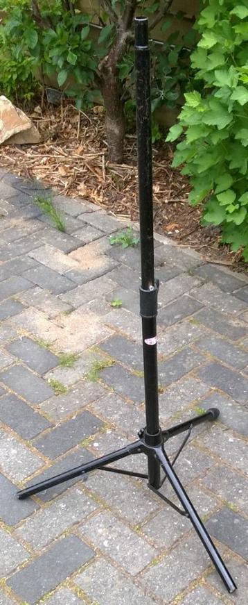 Statief 25 mm diameter, korte uitvoering beschikbaar voor biedingen