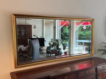 spiegel met gouden rand  beschikbaar voor biedingen