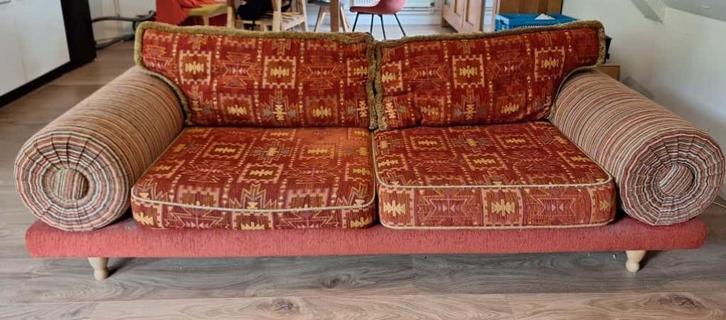 Bank, Casablanca, 3-zits, rood, warme kleur, Huis en Inrichting, Banken | Bankstellen, Gebruikt, Rechte bank, Driepersoons, 200 tot 250 cm