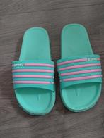 Meisjes / dames badslippers maat 37, Meisje, Overige typen, Ophalen of Verzenden, Zo goed als nieuw