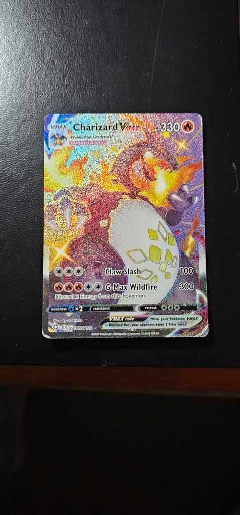 Charizard Vmax SV107/SV122 Shining Fates: Sniny Vault, Hobby en Vrije tijd, Verzamelkaartspellen | Pokémon, Zo goed als nieuw