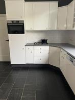 TE KOOP gebruikte keuken, Huis en Inrichting, Keuken | Complete keukens, Ophalen, Gebruikt, Wit, Hoekkeuken
