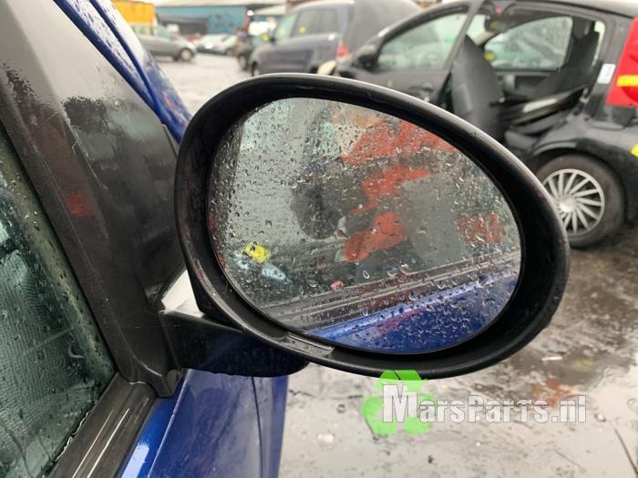 Buitenspiegel rechts van een Peugeot 107, Auto-onderdelen, Spiegels, Peugeot, Gebruikt, 3 maanden garantie, Ophalen of Verzenden