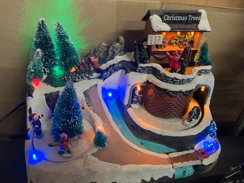 Kerstdorp met Verlichting en Beweging, Diversen, Kerst, Zo goed als nieuw, Ophalen of Verzenden