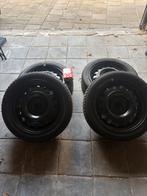 Set winterbanden voor Peugeot 308 2023, Auto-onderdelen, Banden en Velgen, Ophalen, Gebruikt, Banden en Velgen, 17 inch