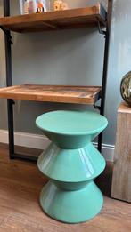 Zigzag bijzettafel kruk aqua groen nieuwstaat, Minder dan 55 cm, Rond, Zo goed als nieuw, Ophalen