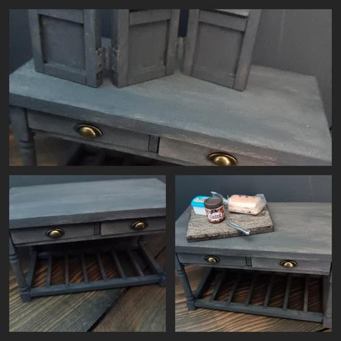Houten Old Black werktafel miniatuur poppenhuis, Verzamelen, Poppenhuizen en Toebehoren, Nieuw, Poppenhuis, Ophalen