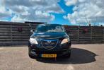 Lancia Ypsilon 0.9 Twinair 85PK Start&stop 2011 Zwart, Auto's, Lancia, Voorwielaandrijving, 750 kg, Zwart, Origineel Nederlands