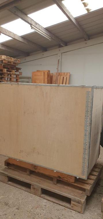 Transportkist afm: 130 x 100 x 75 cm  beschikbaar voor biedingen