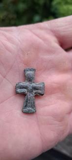 Byzantijnse bronzen kruisje,bodemvondst, Ophalen of Verzenden, Brons