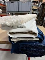 Stoffen, chiffon en satijn achtig creme en blauw, Ophalen