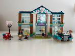 Lego Friends Hearthlake city school (# 41682), Kinderen en Baby's, Speelgoed | Duplo en Lego, Ophalen, Zo goed als nieuw, Complete set