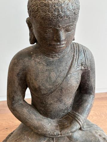 Rustgevend Boeddhabeeld voor Huis & Tuin beschikbaar voor biedingen
