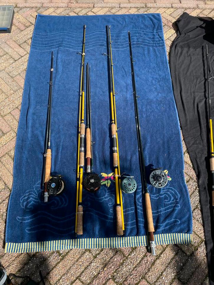Vliegvissen 5 Hengels & 4 Reel #visspullen 4, Watersport en Boten, Hengelsport | Vliegvissen, Zo goed als nieuw, Complete set