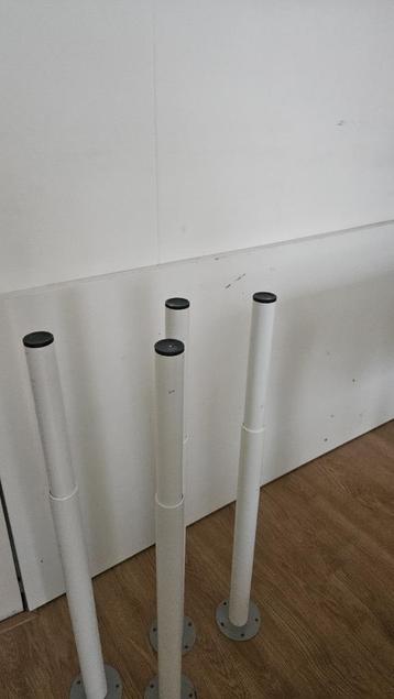Bureau  beschikbaar voor biedingen
