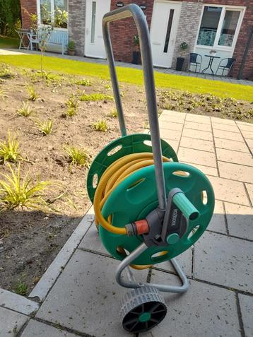 Tuinslang op haspel (20m) beschikbaar voor biedingen