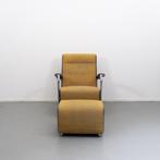 1x Leolux Scylla hoge rug + bijpassende hocker geel/paars, Huis en Inrichting, Banken | Voetenbanken en Poefen, Niet ingevuld