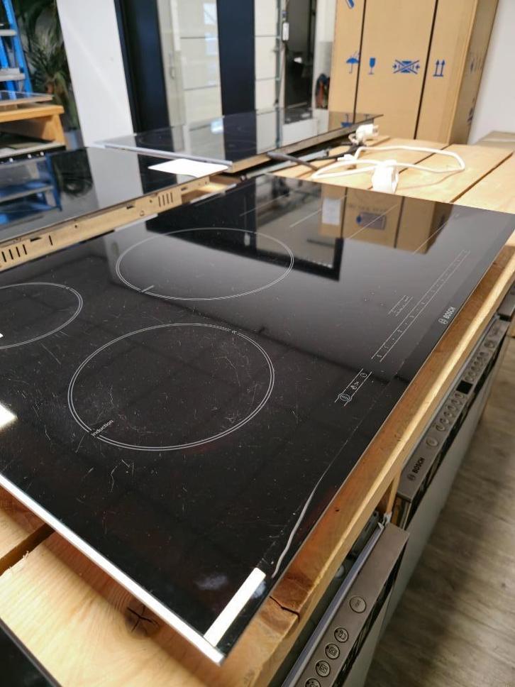 Bosch Inductie Kookplaat PIP875N17E, Witgoed en Apparatuur, Kookplaten, Refurbished, Inbouw, Inductie, 5 kookzones of meer, Ophalen