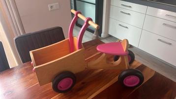 Houten loopbakfiets. beschikbaar voor biedingen