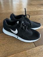 Nike Tanjun Sneakers black- EU 39 /Sportschoenen, Kleding | Dames, Ophalen, Zwart, Nike, Sneakers of Gympen