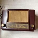 Radio// ERRES//Nr1224 //KY553 moet nagekeken lampen Holland, Antiek en Kunst, Antiek | Tv's en Audio, Ophalen of Verzenden