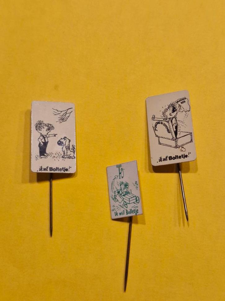 Sp 1723 Bolletje Speldjes - Set van 3, Verzamelen, Speldjes, Pins en Buttons, Gebruikt, Speldje of Pin, Merk, Ophalen of Verzenden