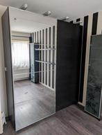 Kledingkast Ikea Pax zwart bruin met spiegel schuifdeur., Huis en Inrichting, Kasten | Kledingkasten, Ophalen, 200 cm of meer