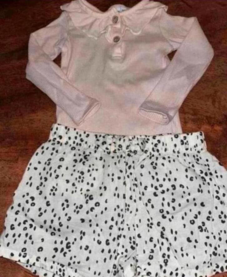 Longsleeve + korte broek 80 meisje (setje), Kinderen en Baby's, Babykleding | Maat 80, Zo goed als nieuw, Meisje, Setje, Ophalen of Verzenden