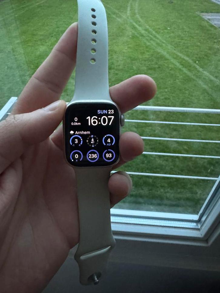 Apple Watch Series 9 44mm Silver + originele doos, Sieraden, Tassen en Uiterlijk, Smartwatches, Zo goed als nieuw, iOS, Zilver