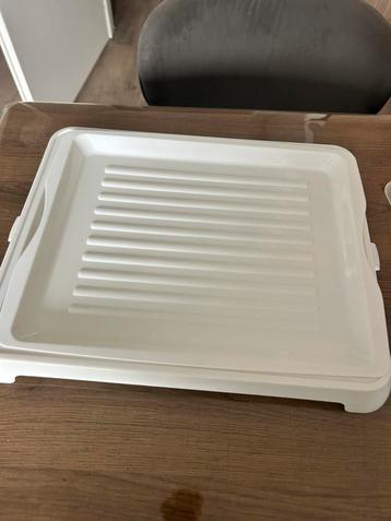 BBQ boks met koelelementen beschikbaar voor biedingen