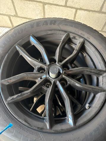 Bmw 2 serie actieve tourer u06 winterbanden beschikbaar voor biedingen