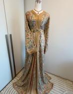 Takchita te HUUR, Kleding | Dames, Ophalen, Zo goed als nieuw, Maat 46/48 (XL) of groter, Overige typen