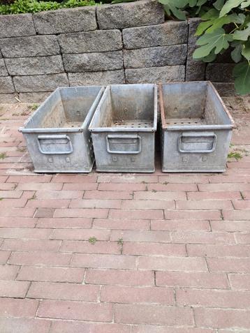 Vintage Zinken Bakken - Set van 3 beschikbaar voor biedingen