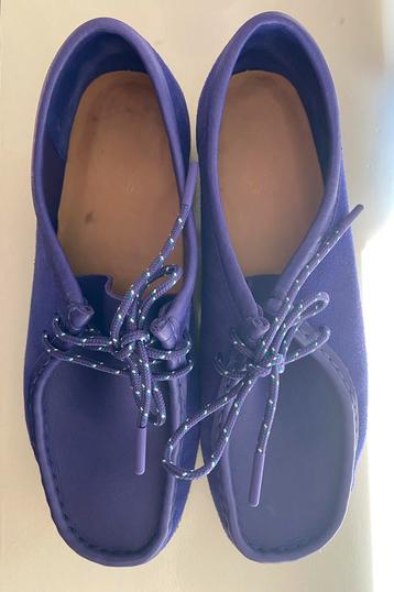 Clarks Wallabee paars maat 41,5 beschikbaar voor biedingen
