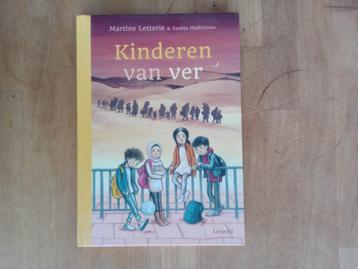 Kinderen van ver beschikbaar voor biedingen