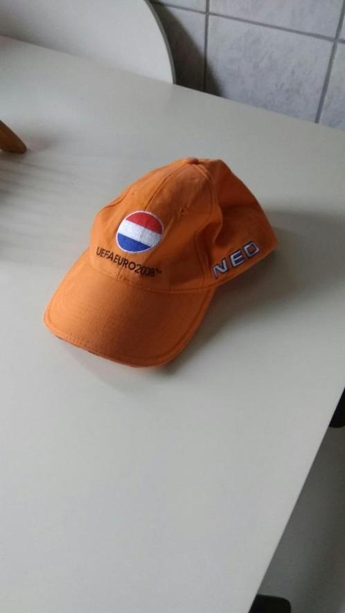 Oranje petje van uefa euro 2008: Oostenrijk-Zwitserland., Verzamelen, Sportartikelen en Voetbal, Zo goed als nieuw, Pet of Muts