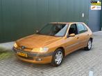 UNIEKE Peugeot 306 1.8 XT AUTOMAAT | DAKRAAM | Nieuwe APK, Auto's, Peugeot, 101 pk, 49 €/maand, Nieuw, 1761 cc