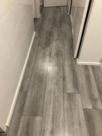 Grijs laminaat (+60m2) zelf weghalen, Kunststof, Gebruikt, Ophalen of Verzenden, 10 m² of meer