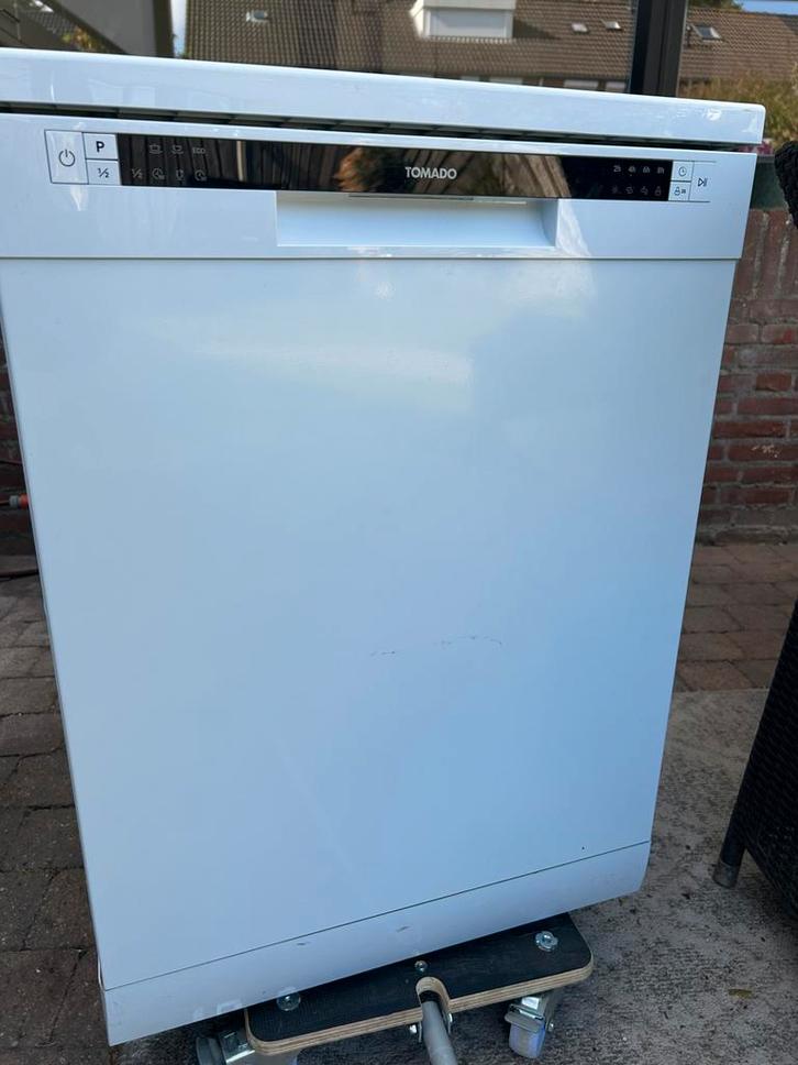 Tomado TDW6001W Vaatwasser, Witgoed en Apparatuur, Vaatwasmachines, Zo goed als nieuw, Vrijstaand, Minder dan 85 cm, 60 cm of meer