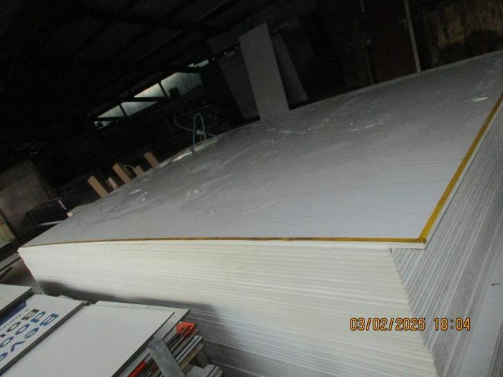 kunststof platen, Doe-het-zelf en Verbouw, Plinten en Afwerking, Nieuw, Overige typen, Kunststof, 250 cm of meer, Ophalen