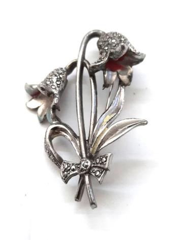Antieke broche bluebells, grasklokje met markasieten look beschikbaar voor biedingen