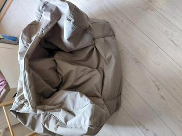 Zitzak stoel  nice VANDAAG OPHALEN VOOR 10 EURO beschikbaar voor biedingen
