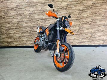 KTM Tour 950 Supermoto beschikbaar voor biedingen