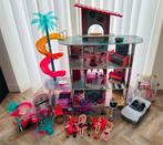 LOL Surprise! OMG fashion huis met super veel extra’s!!, Kinderen en Baby's, Speelgoed | Poppenhuizen, Ophalen, Zo goed als nieuw